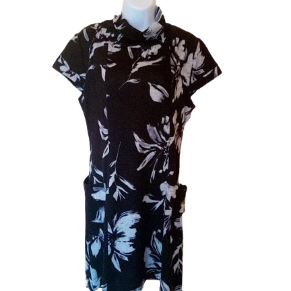 ---  PAPILLION Black White Printed Dress Fits Large